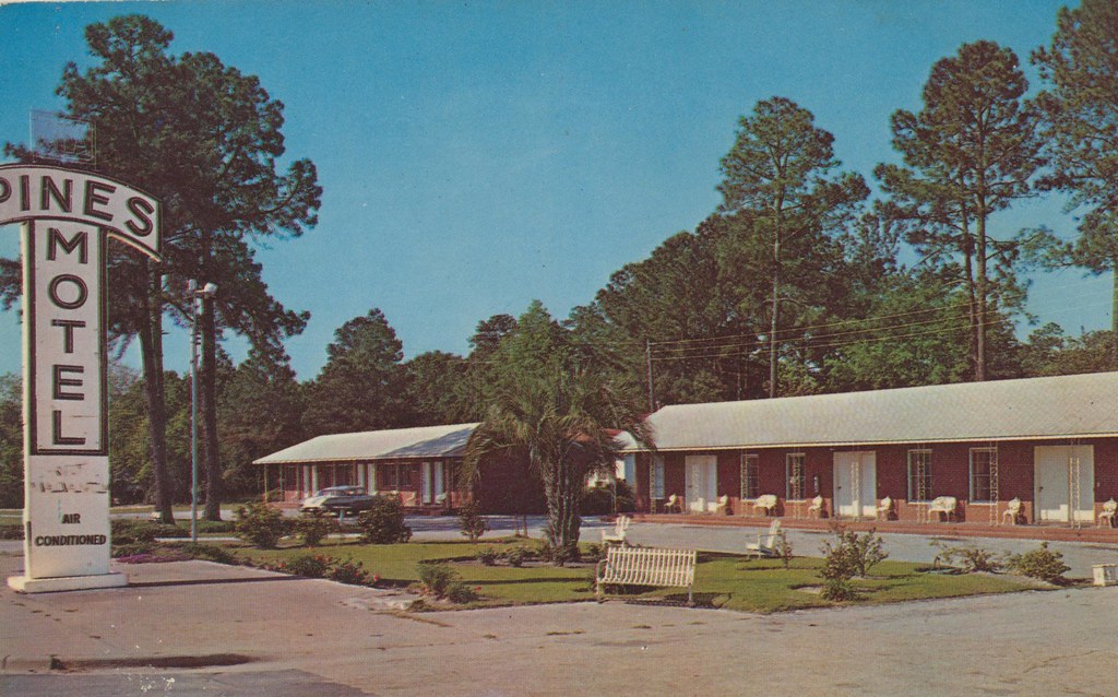 Pines Motel - Valdosta, Georgia