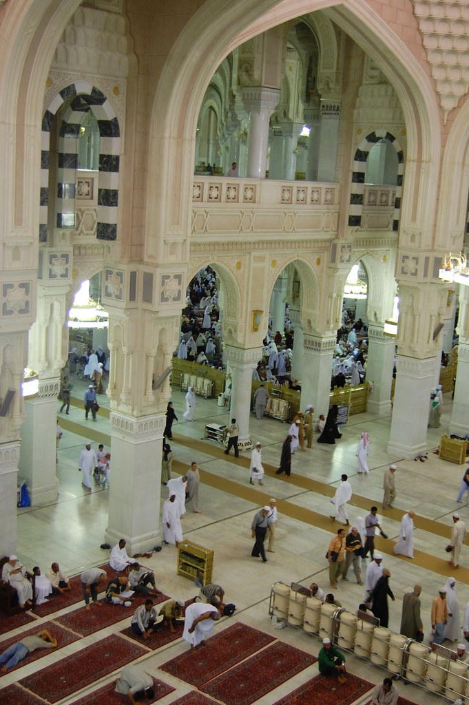 Interior of Al-Masjid al-Ḥarām (The Sacred Mosque) | Flickr