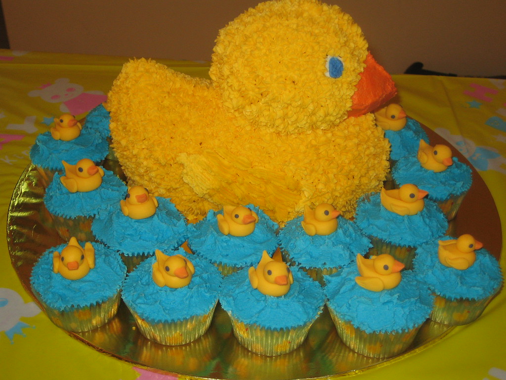 Rubber ducky birthday cake and cupcakes | I made this cake f… | Flickr