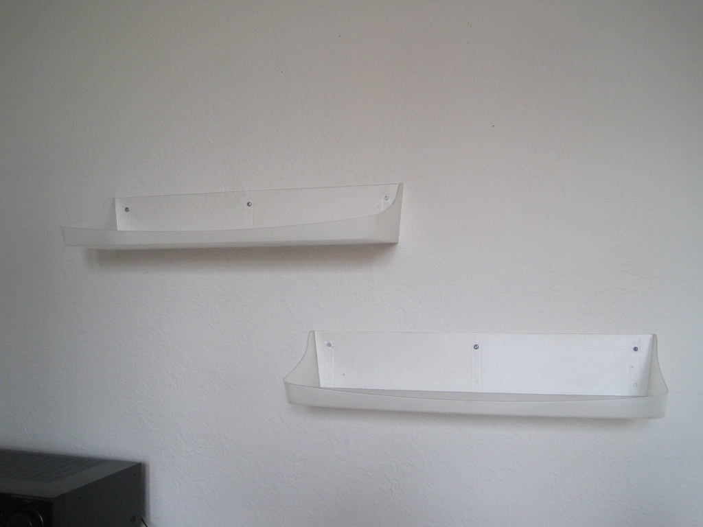 Clear plastic wall shelves, 10 yurekee Flickr