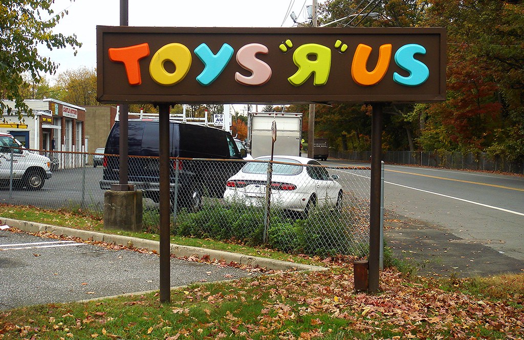 toys r us signs