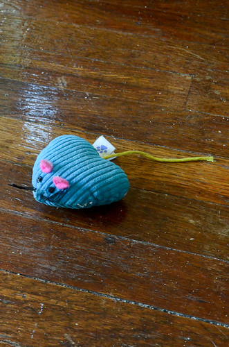 Cat Toy - Heart Mouse (Before)