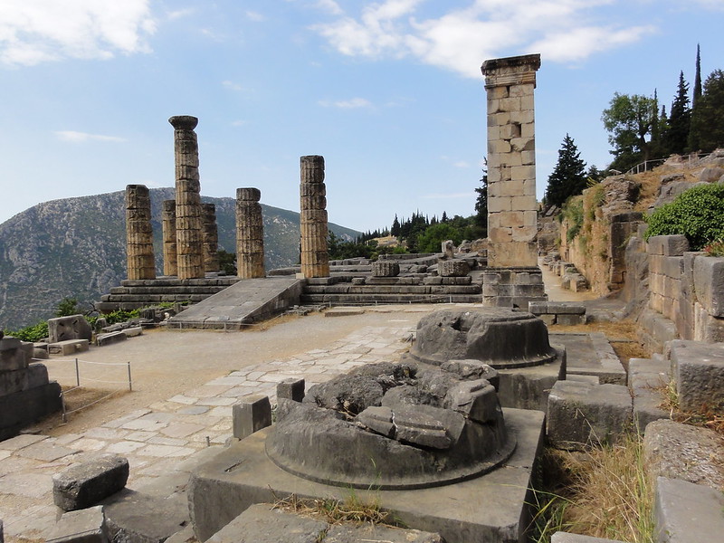 Viajar a Grecia en tiempos revueltos. - Blogs de Grecia - DELFOS, MONUMENTO A LA BATALLA DE LAS TERMÓPILAS Y KALAMBAKA EN METEORA. (14)