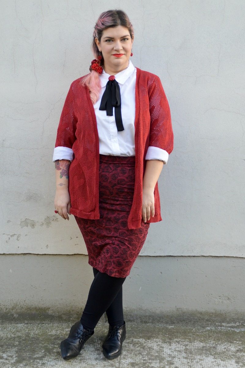 #PopCultureStyle #StylePositive outfit plus size disneyboud Beauty and the beast (6)