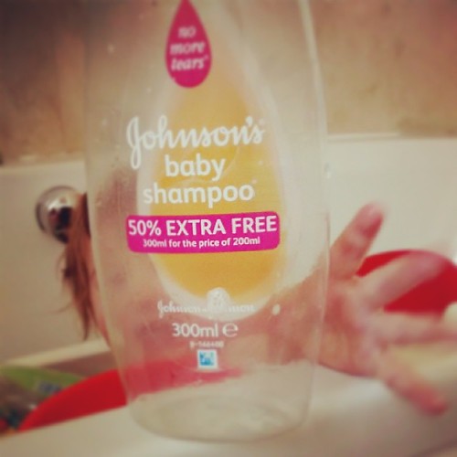 #bath #baby #child #shampoo #Johnsons #hand #grab #reach #igersuk #igerslancashire