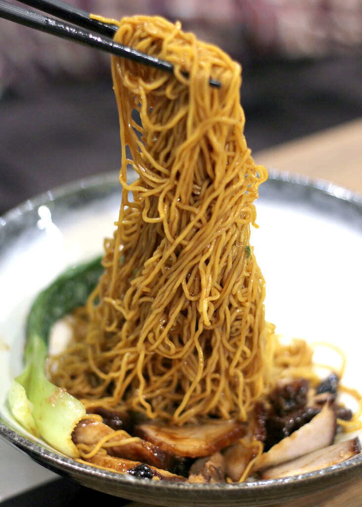 kowloon-bay-hk-cafe-noodles