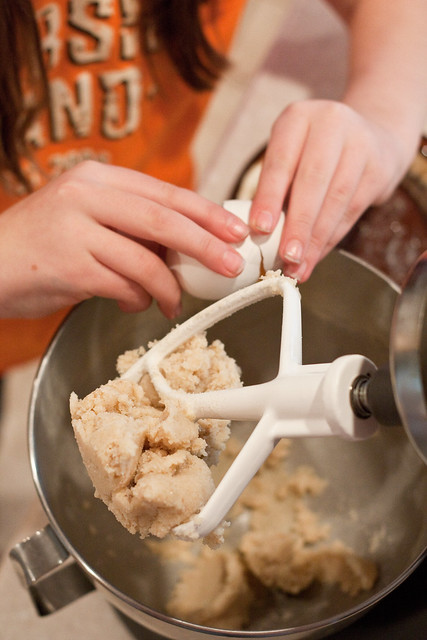 Teaching kids to cook via The Risky Kids