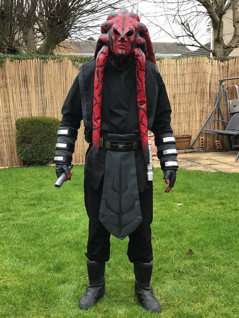 I had an attempt at making my own version of a Sith Nautolan, got nicknamed...