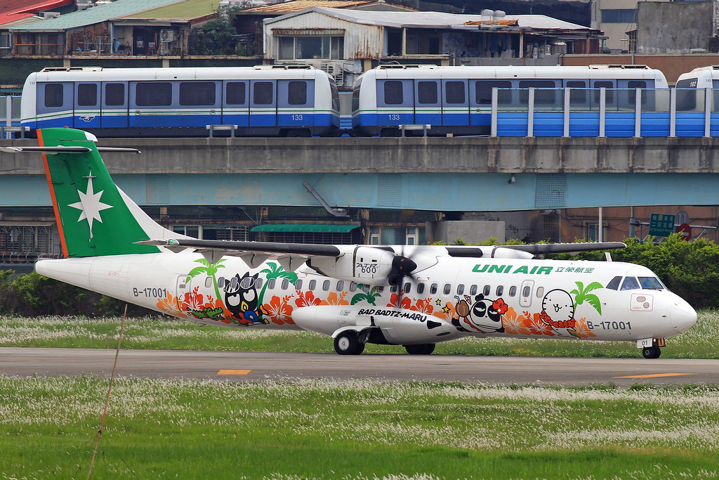 B-17001 UNI Air ATR ATR-72-600