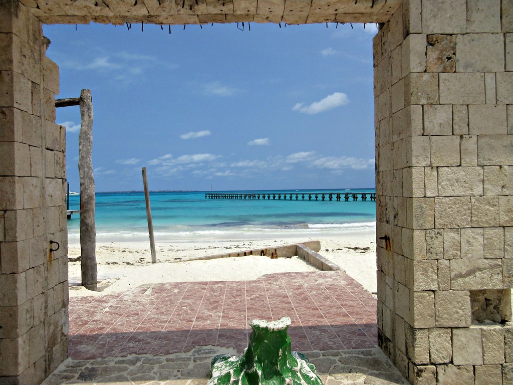 cancun-beach-door