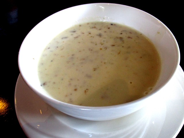 Le Cafe mushroom soup