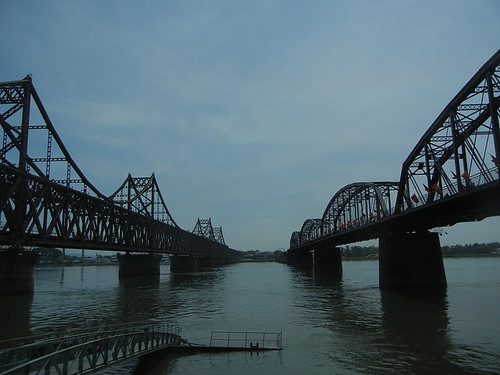 DSCN2657 - Bridges over Yalu River