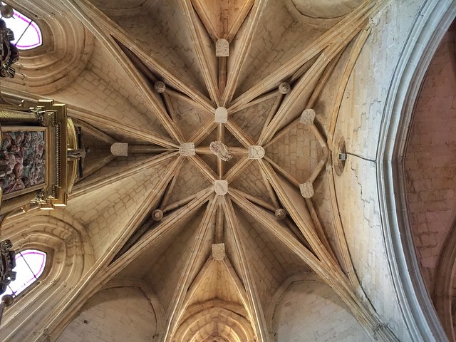 Bóveda de la Colegiata de San Bartolomé, uno de los imprescindibles que ver en Belmonte