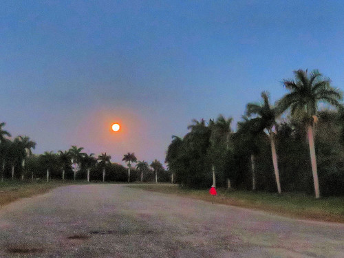 Full Moon setting 20170312