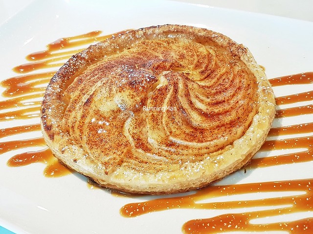 French Apple Tart With Caramel