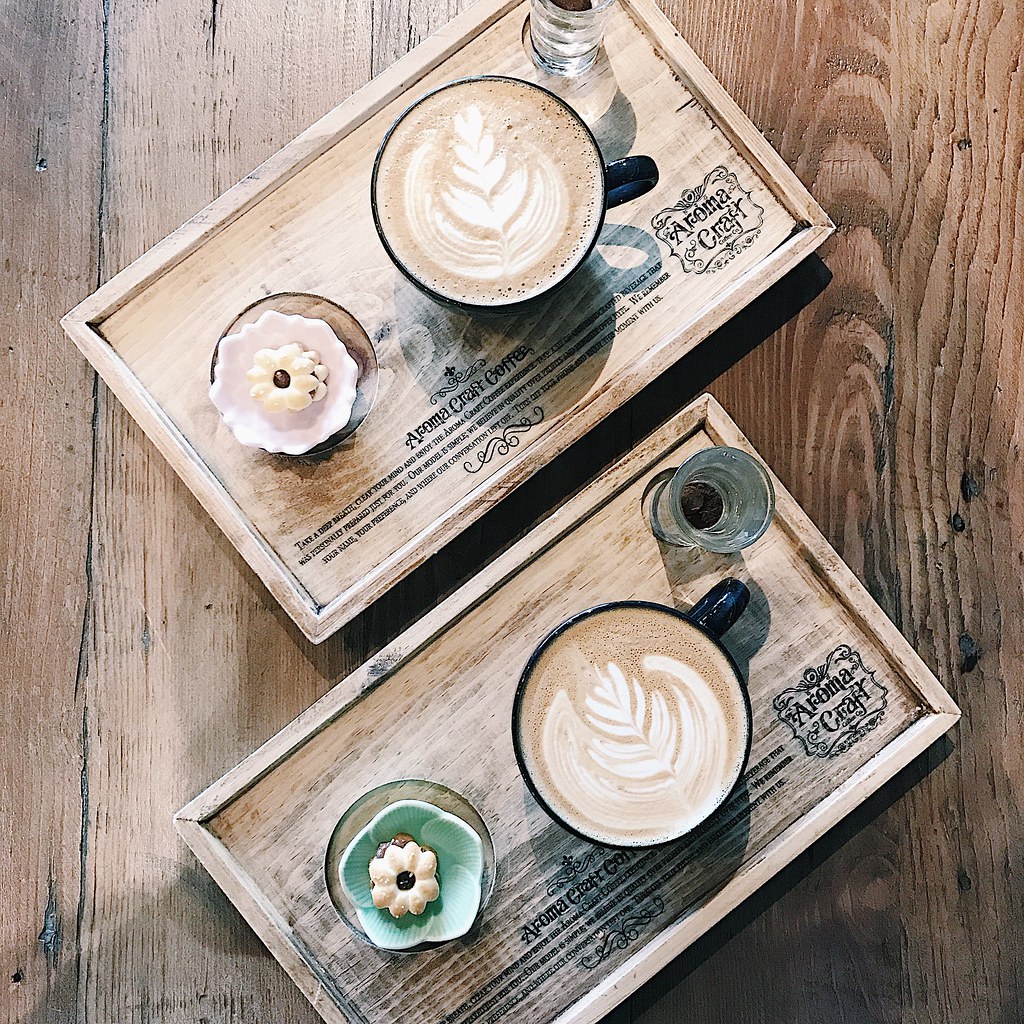 onthetable-flatlay-coffee-latte-coffeeart-latteart-coffeeshots-hipster-dineLA