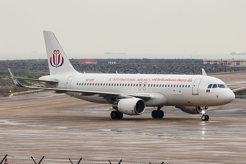 XU-997 JC International Airlines Airbus A320-214