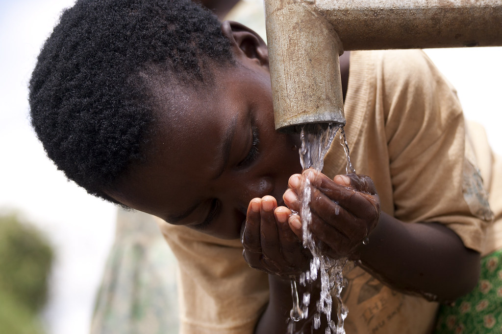 馬拉威，飲用水。USAID_IMAGES(CC BY-NC-ND 2.0)