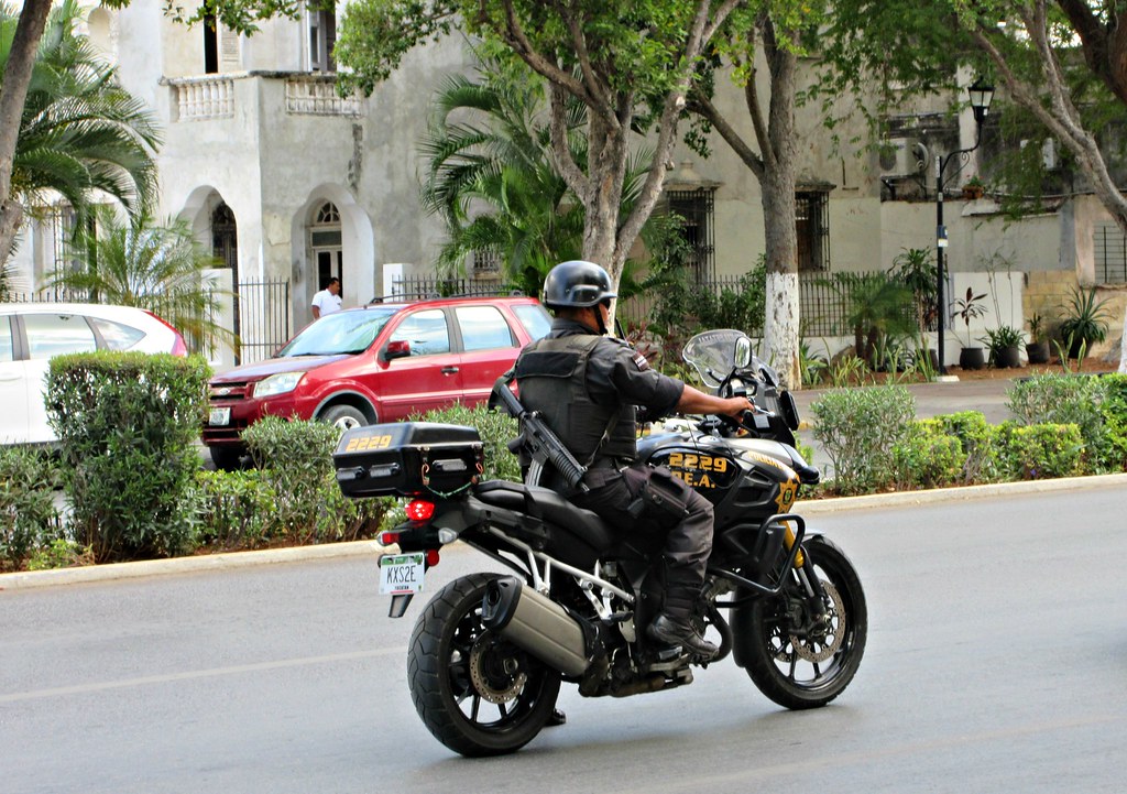 merida-police-motorcycle