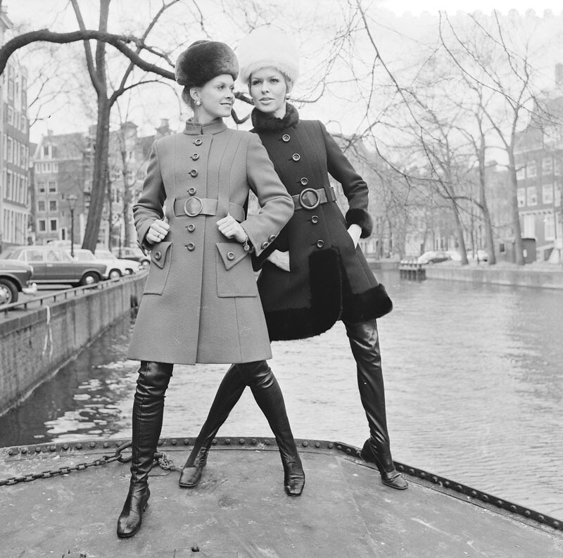 Boots circa 1968 | Thigh or crotch boots fashion circa 1968 | satdish ...