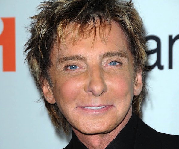 Barry Manilow comes out as gay