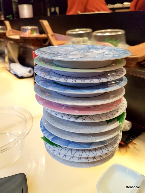  resolving sushi plates