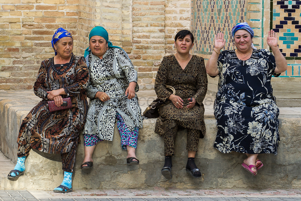 Таджикские полно. Таджикские женщины. Узбекские женщины. Таджикские женщины в возрасте. Узбекские женщины в старости.