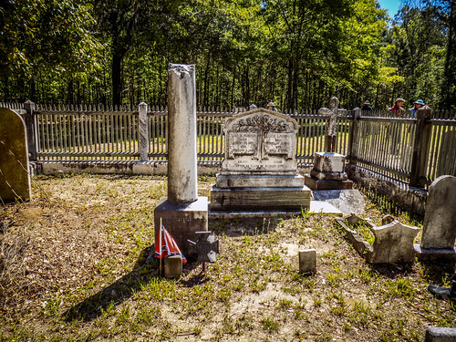 Church Island Cemetery-012