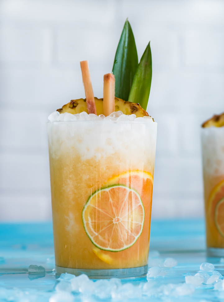 Island Dreamsicle Cocktail www.pineappleandcoconut.com