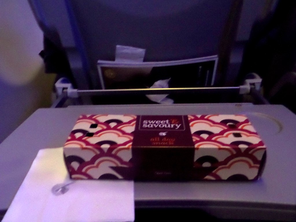 Qatar Airways snack 