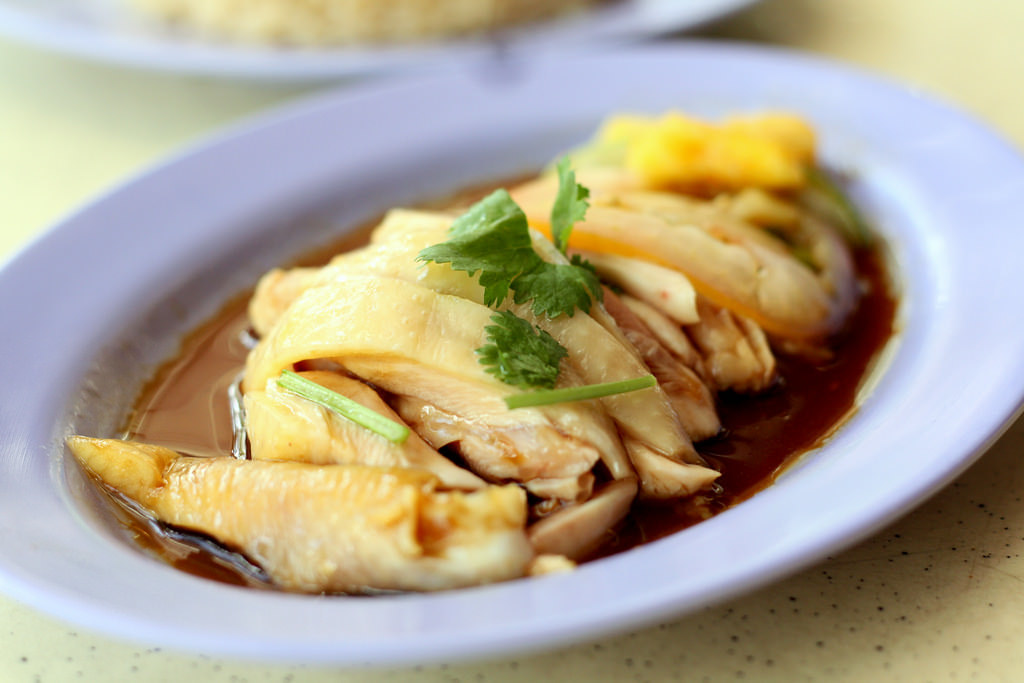Serangoon Central Hawkers: Yishun 925 Chicken Rice Serangoon Outlet