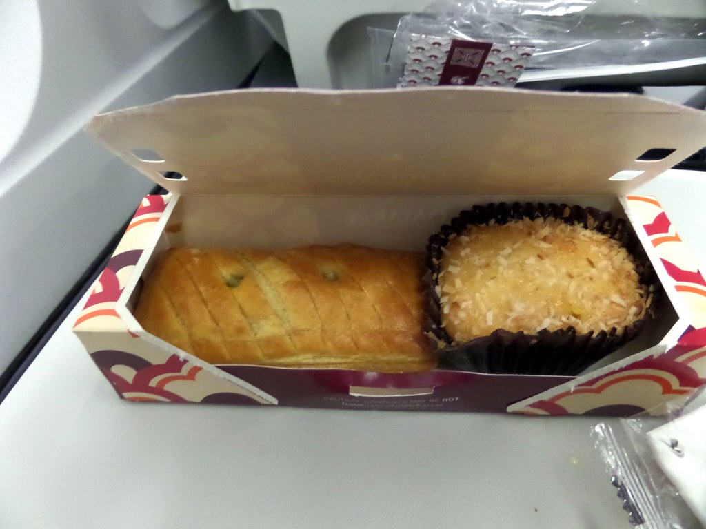 Qatar Airways snack box 