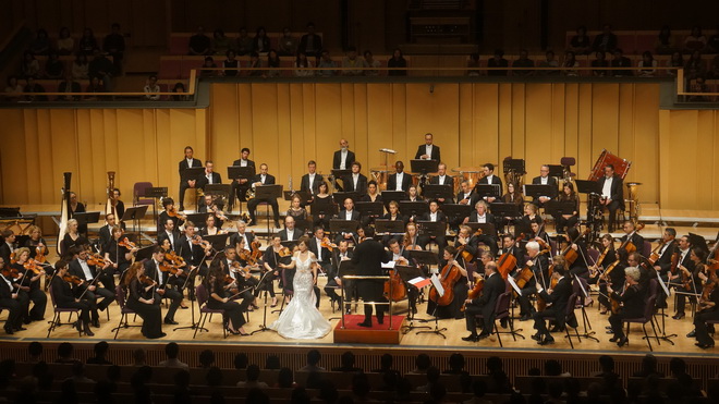 大師索契夫與法國國家土魯斯管弦樂團，為台灣樂迷獻演經典曲目，並由歌劇女伶Sumi Jo 擔綱義法歌劇選粹獨唱