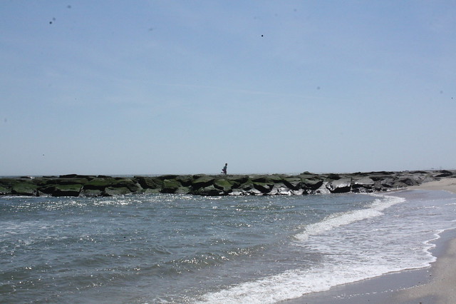 Running atop the jetty