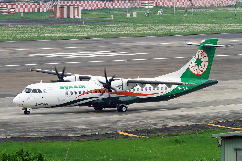 B-17016 EVA Air ATR ATR-72-600