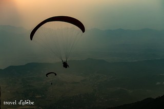 Paragliding from the world's second highest paragliding site