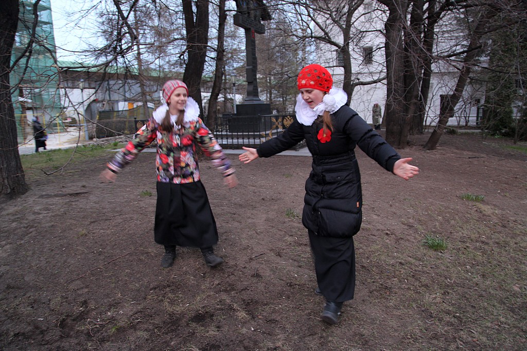 На праздничной площадке Новоспасского монастыря состоялся Музыкальный пасхальный фестиваль