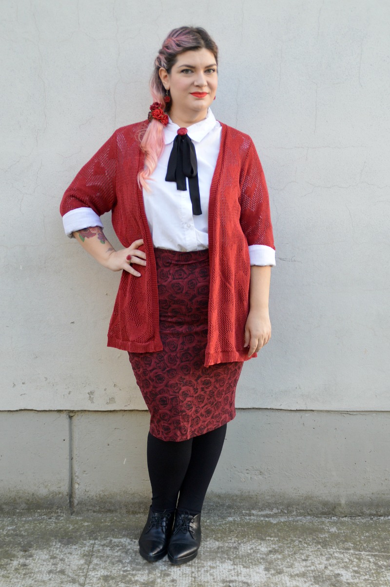 #PopCultureStyle #StylePositive outfit plus size disneyboud Beauty and the beast (2)