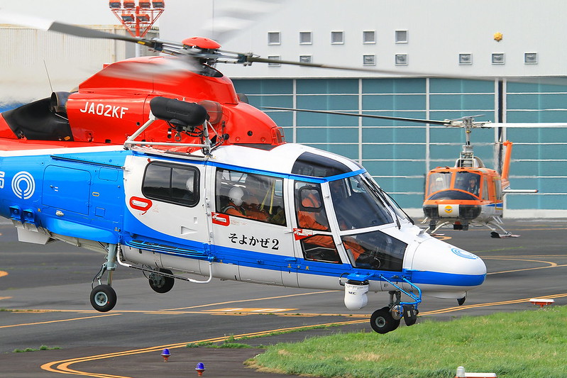 JA02KF 川崎市消防航空隊 Eurocopter AS-365N-2 Dauphin 2