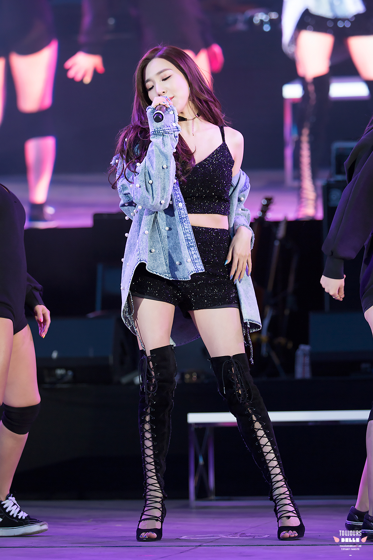 [PIC][21-04-2017]Tiffany khởi hành đi LA – Mỹ để tham dự "The 15th Korea Times Music Festival 2017" vào tối nay - Page 3 34238094232_498e3b2587_o