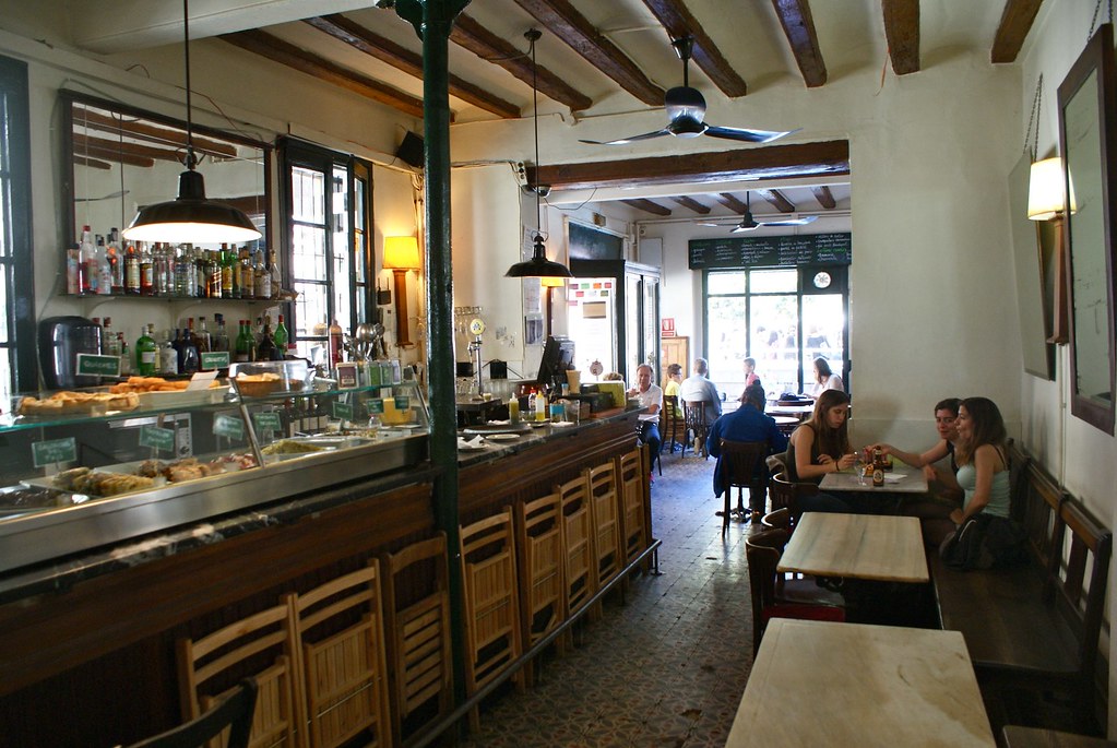 Bar dans le quartier de Gracia à Barcelone.