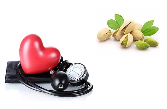 पिस्ता के लाभ करें उच्च रक्तचाप को कम - Pista ke Fayde for High Blood Pressure in Hindi