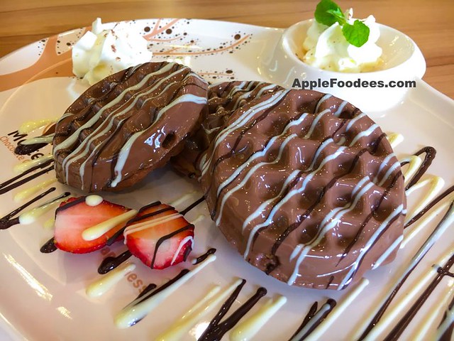 Molten Chocolate Cafe - Chocolate Waffle