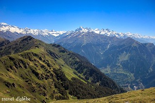 Mesmerising panoramic view of the Mountains 