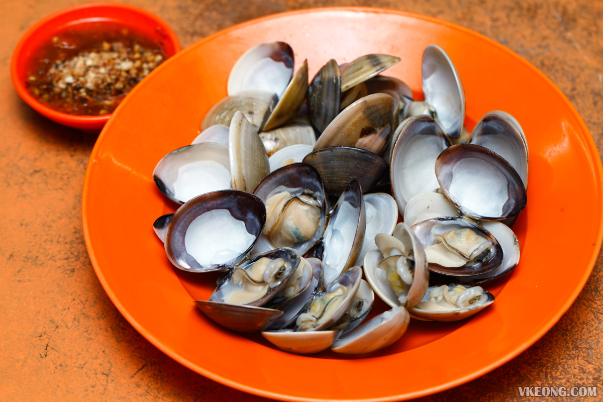 Boiled Clams