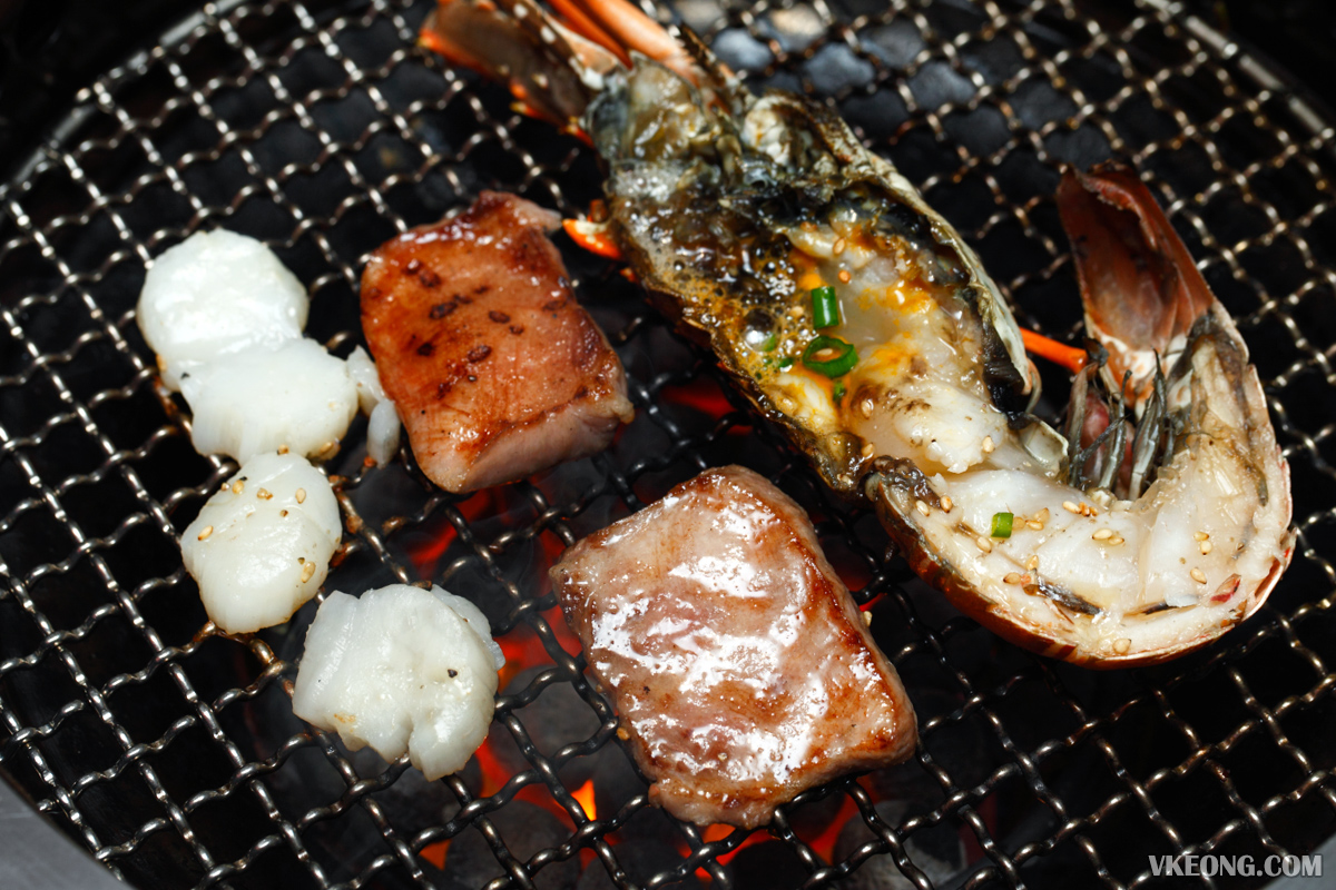Yakiniku Toraji Grilled Seafood and Beef Tongue