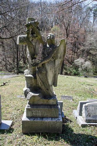 Lucy Ann Cliff Grave-002