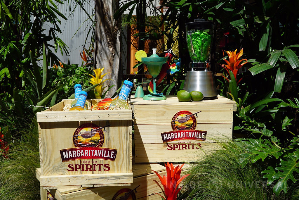 Jimmy Buffett officially opens Margaritaville at CityWalk Hollywood