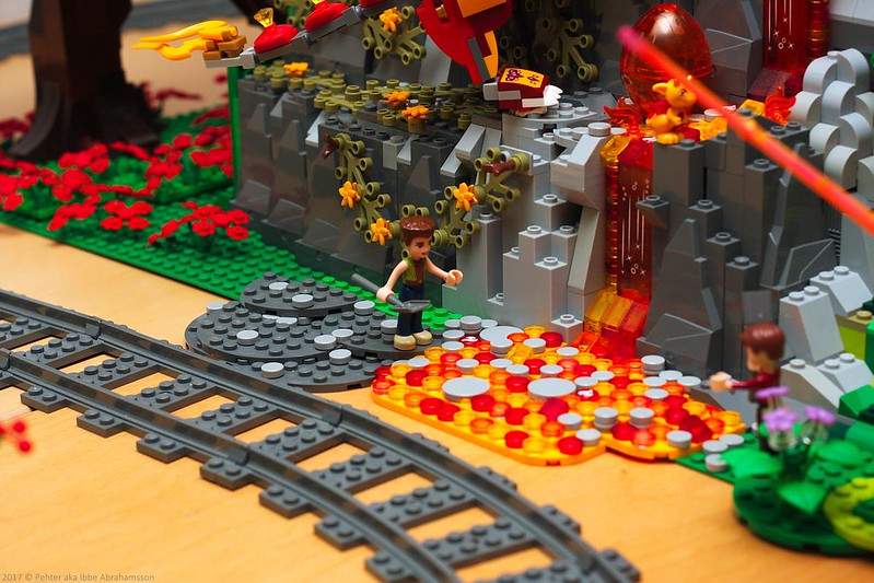 [MOC] gigantesque : univers parallèle, tous les lego Girly font la fête chez Lego Elves 32985102923_118e264194_c