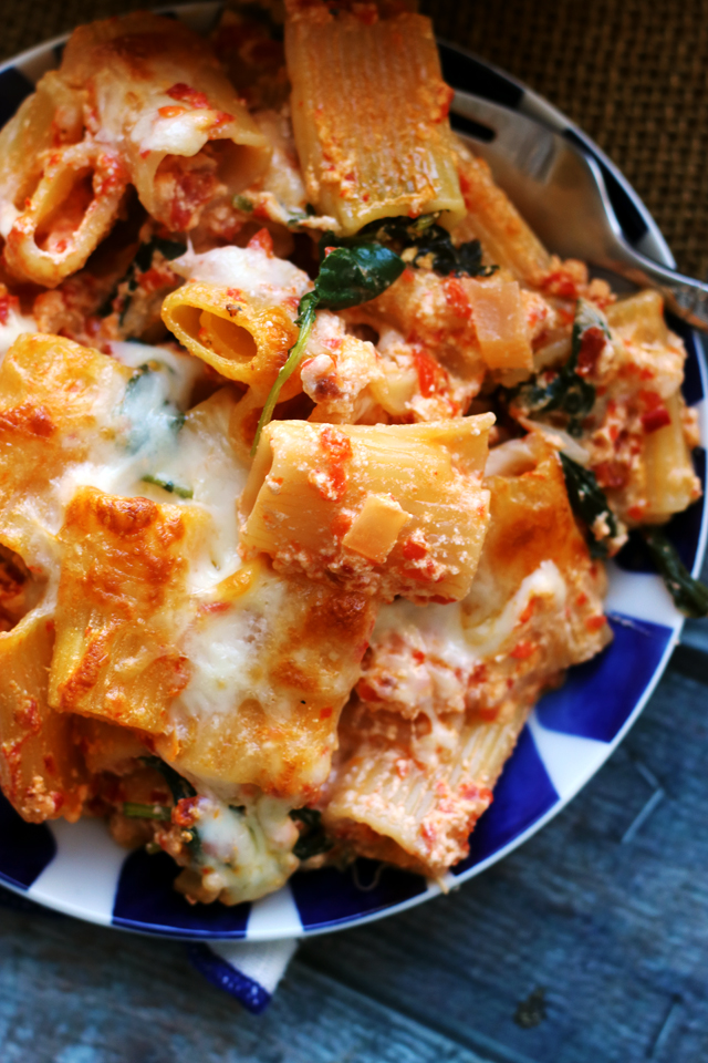 Baked Ziti with Roasted Red Peppers, Baby Kale, and Ricotta